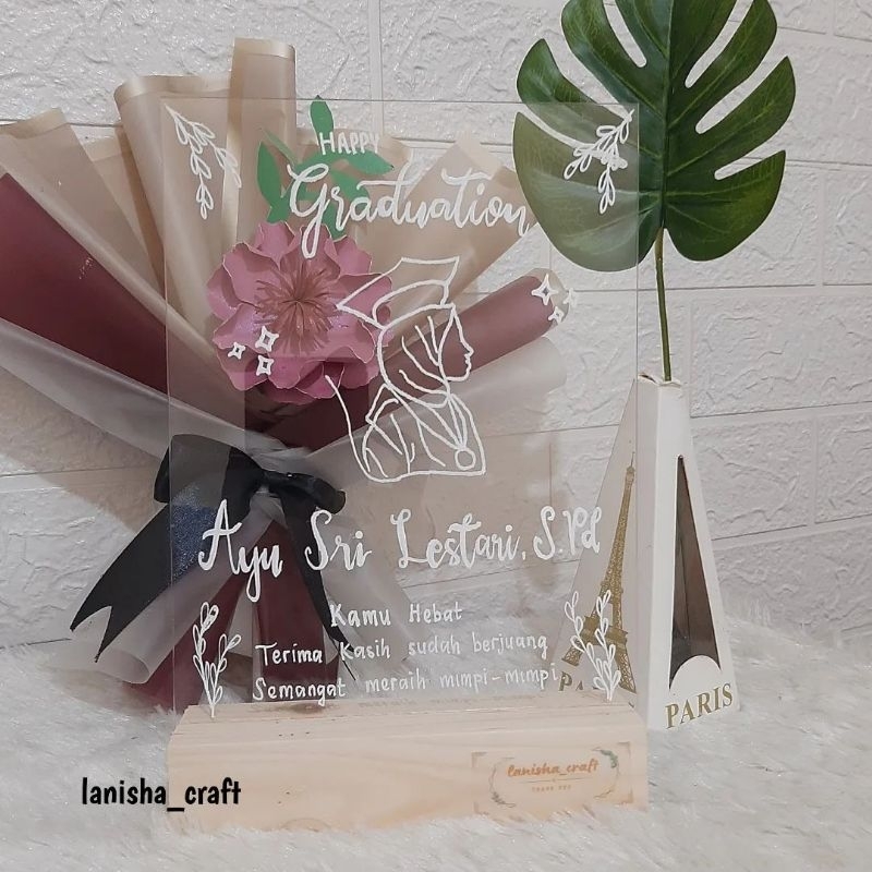 

Hampers custom| Hampers wisuda| Kado wisuda | Kado nikah