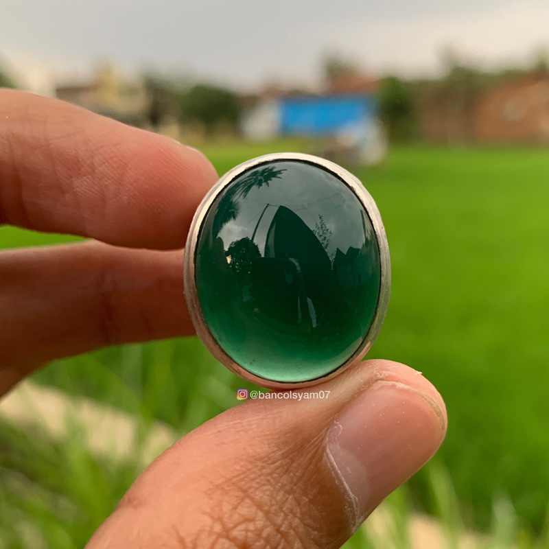 Batu hijau garut cisangkal Natural berikut memo IGS