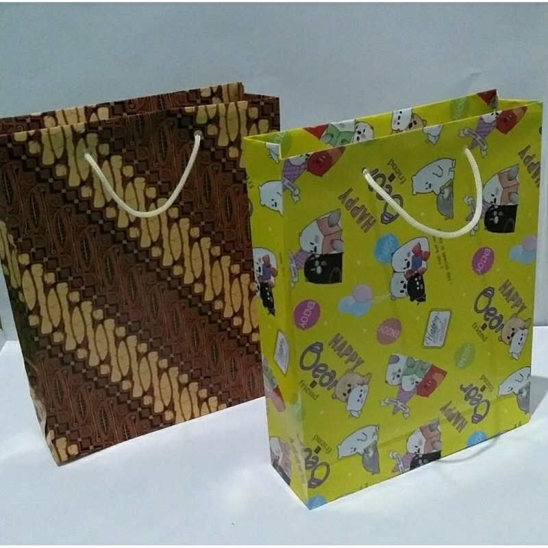 

Paper bag Kertas kado (1lusin)