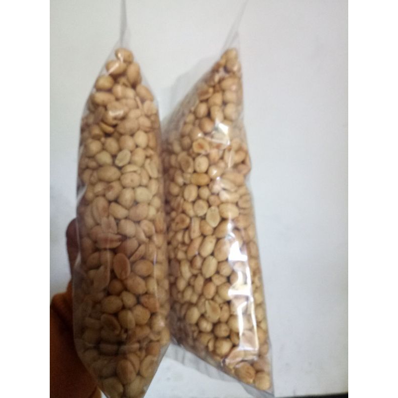 

Kacang Asin Bawang Goreng Made Home MURAH,GURIH, RENYAH.