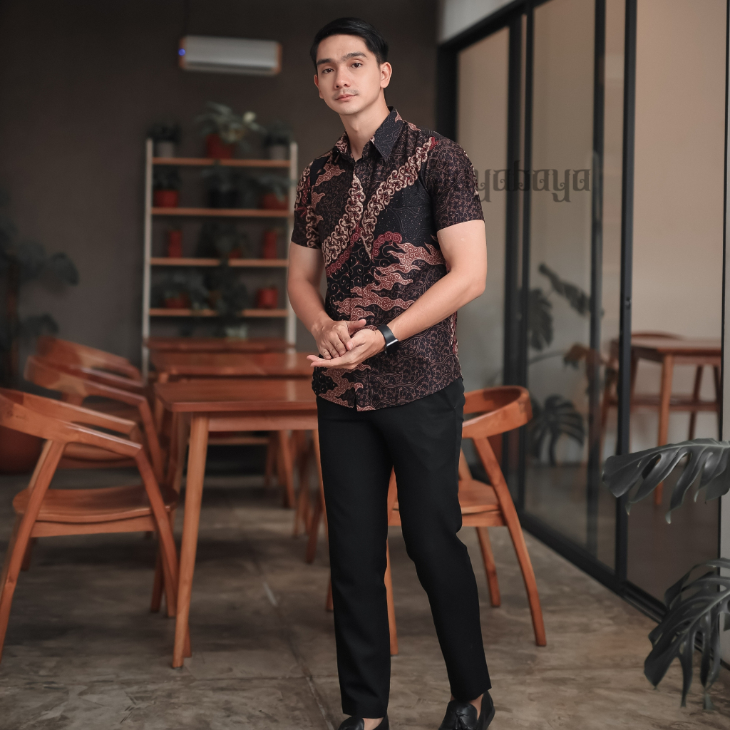 Jayabaya Batik DANANJAYA PENDEK Kemeja Batik Katun