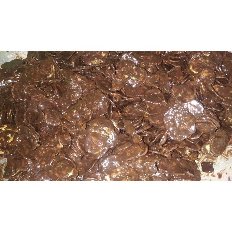 

KRIPIK PISANG COKLAT LUMER VIRAL