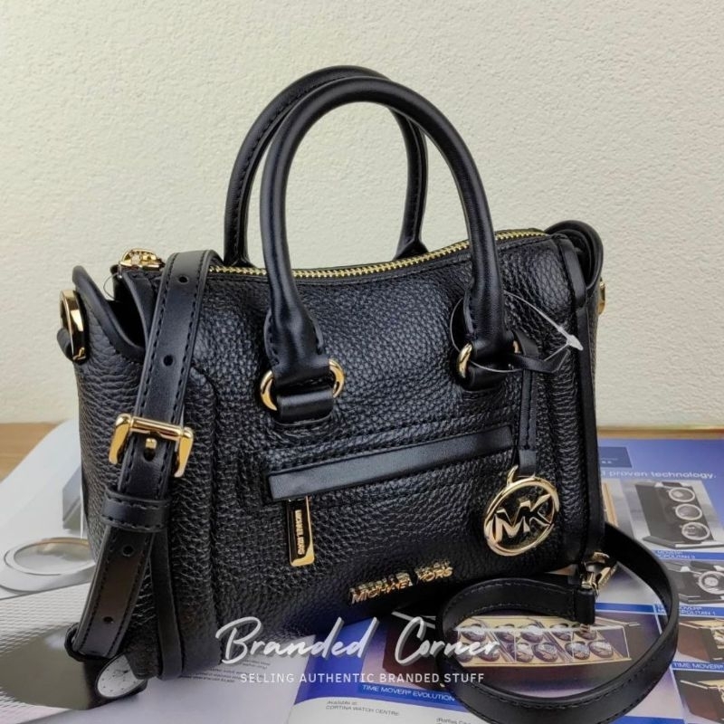 MK Carine XS Crossbody