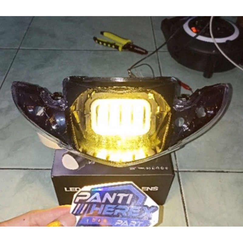 Daymaker New Vega R 4 Mata DOT SAE