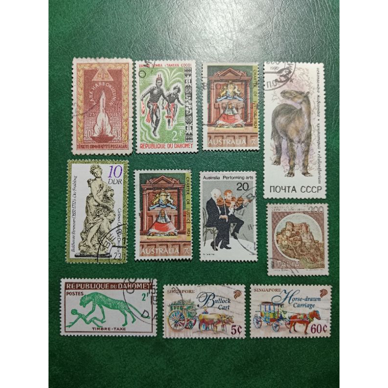 

Prangko lama Mancanegara 11 pcs Campur