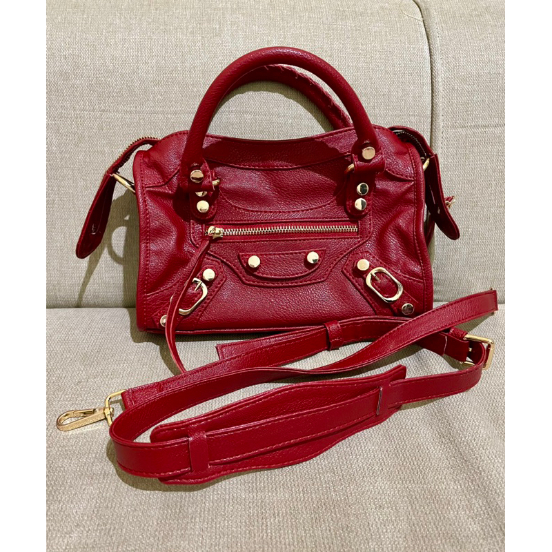 Beya red medium satchel bag preloved by Kian
