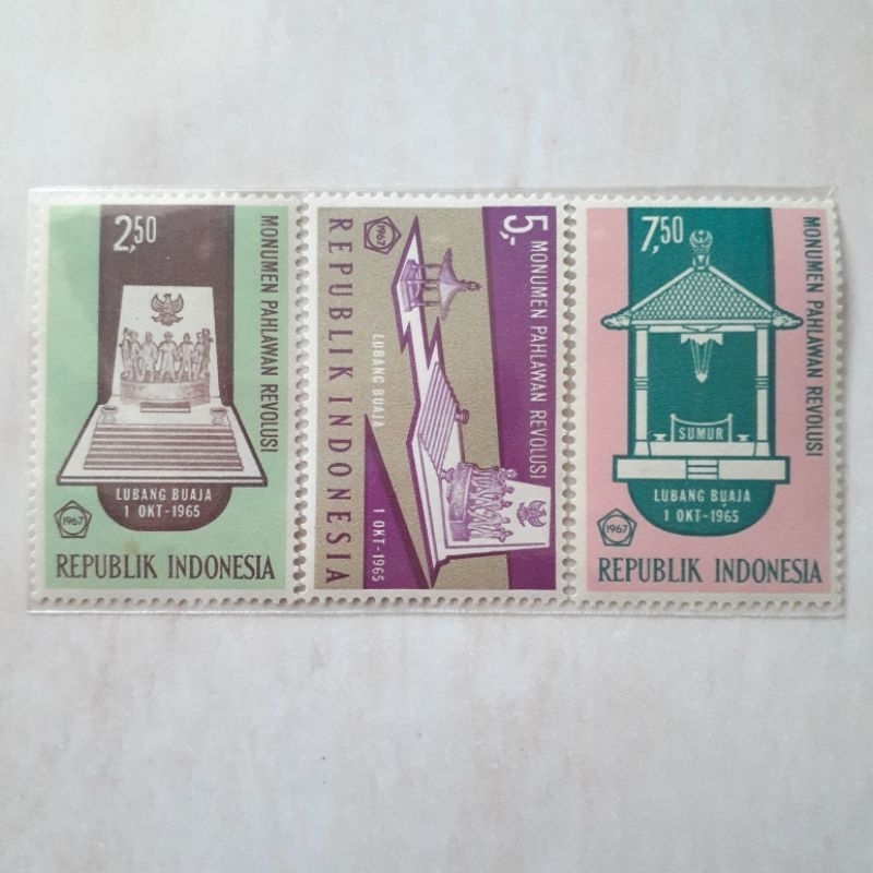 

(A) Perangko Indonesia Monumen Pahlawan Revolusi Tahun 1967 set lengkap 3pcs