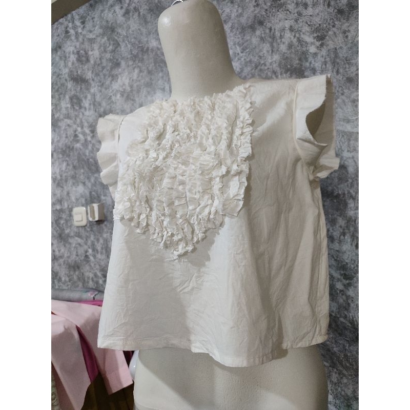 blouse serba putih