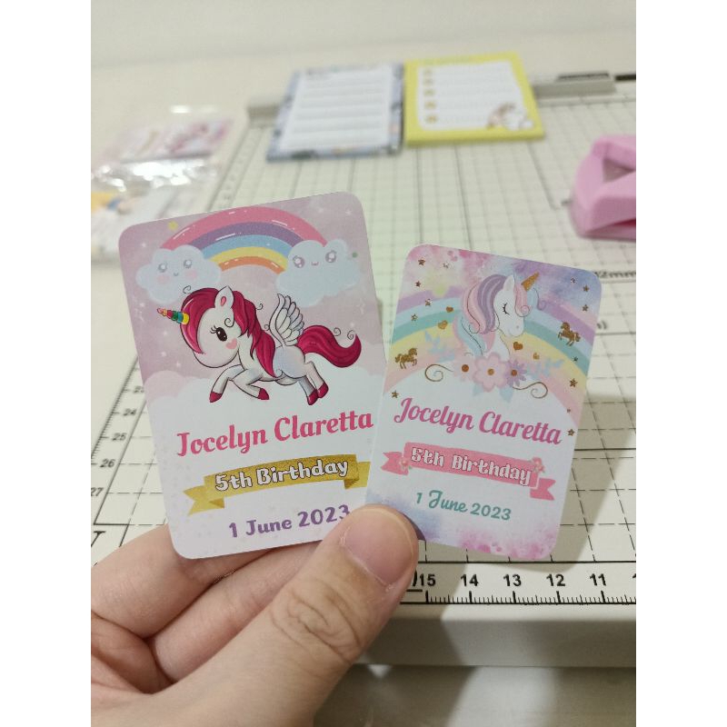 

Kartu / Stiker Untuk sovenir / tempat makan acara ulang tahun ultah card / sticker for birthday souvenir lebel hangtag hang tag Tupperware thinwall