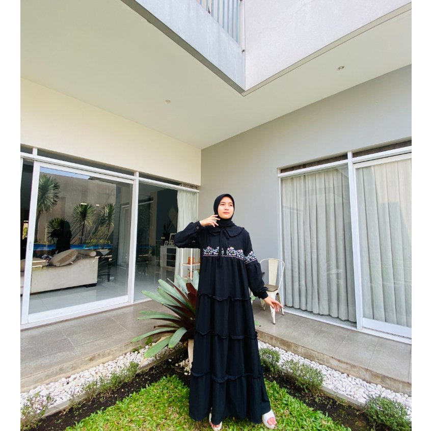 ELEVENTONE DRESS RAISA CRINKEL AIRFLOW BORDIR GAMIS WANITA ELEGAN FASHION MuslimAH KEKINIAN GAUN MEW