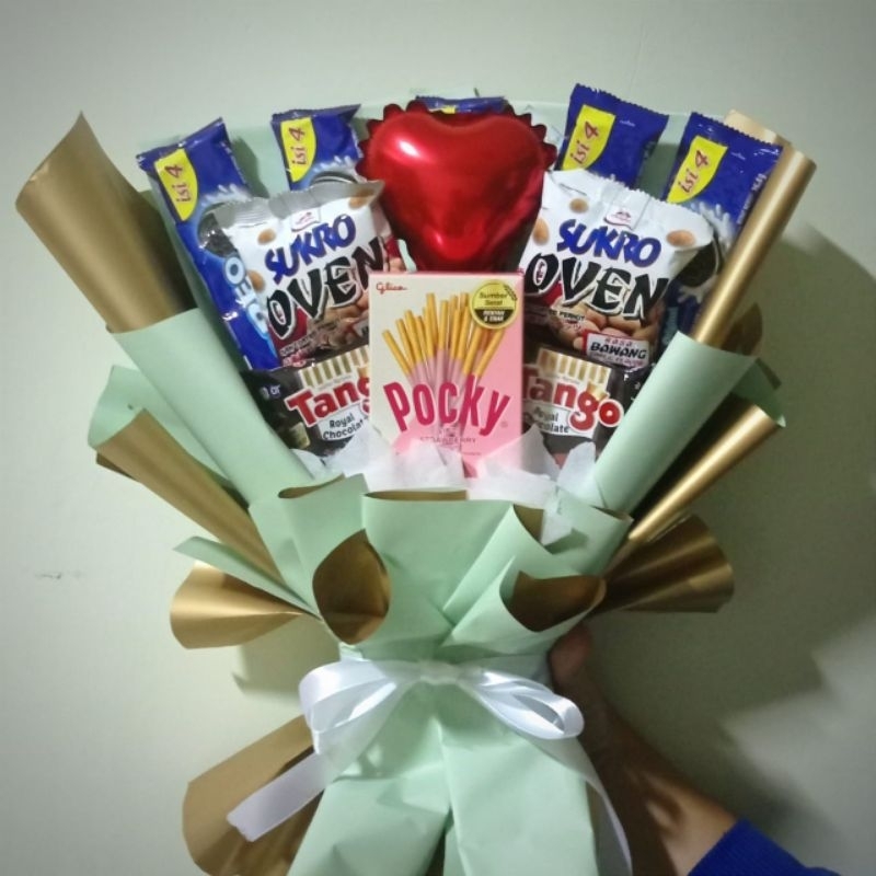 

Bucket snack dan hampers