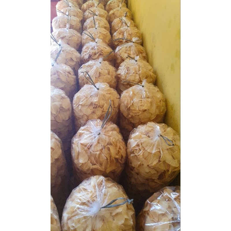 

Keripik Kripik Singkong Asin gurih Original 1kg