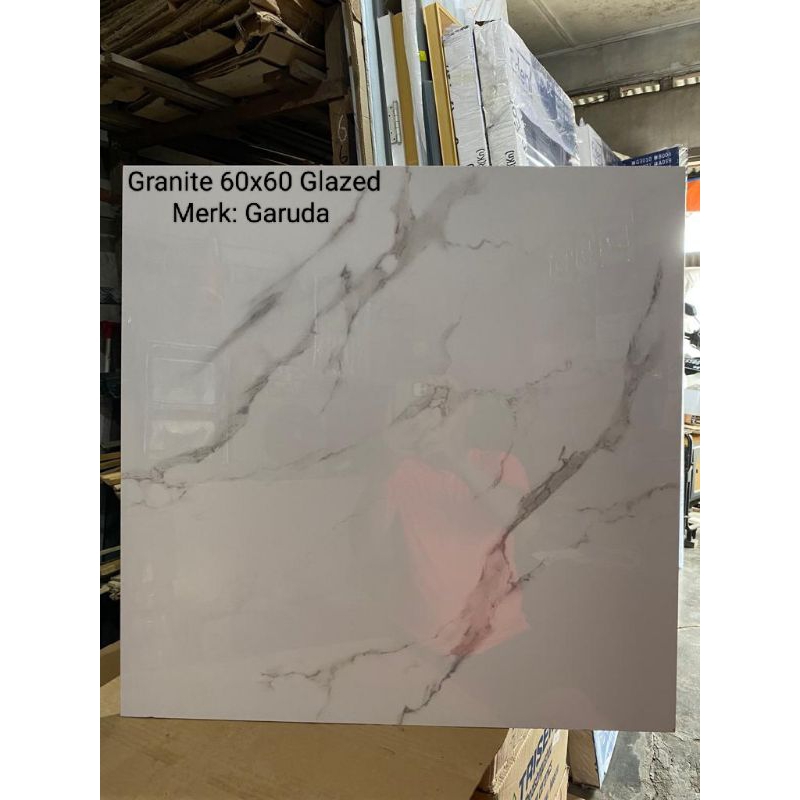 Granite 60x60 Glazed Merk Garuda