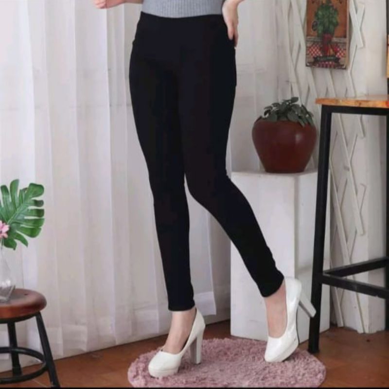 jegging hitam nevada