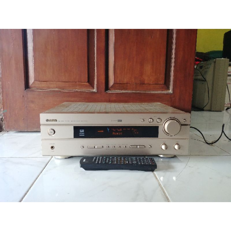 Ampli AV Receiver YAMAHA RX-V530 dts