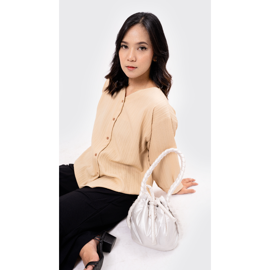 MALOVA - Airi Shirt Kemeja Wanita Basic Lengan Panjang