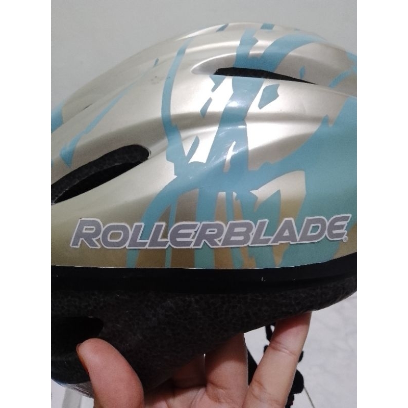 Rollerblade Helm Sepeda Skateboard Sepatu Roda inline Skate Bekas