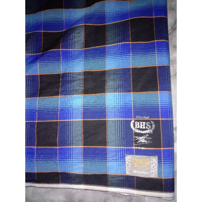 sarung bhs motif kotak kotak