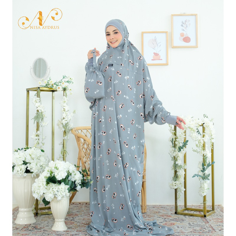Nisa Aydrus - Zahis Terompah Mukena Terusan Malaysia