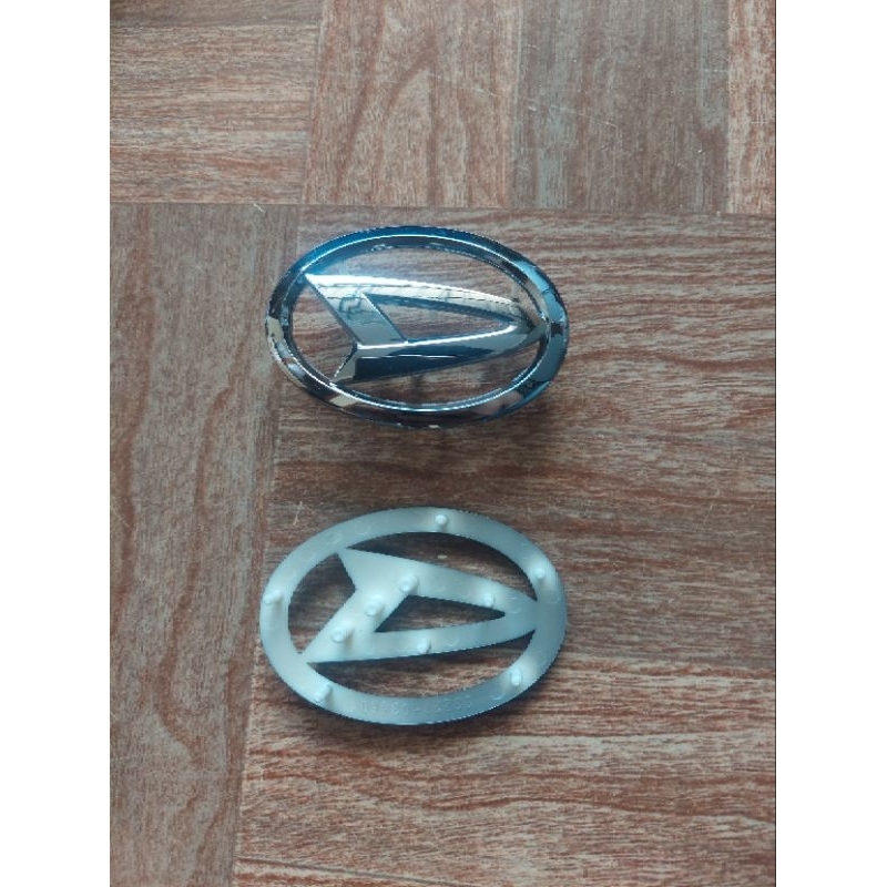 logo stir daihatsu emblem logo stir terios rocky 2022up original
