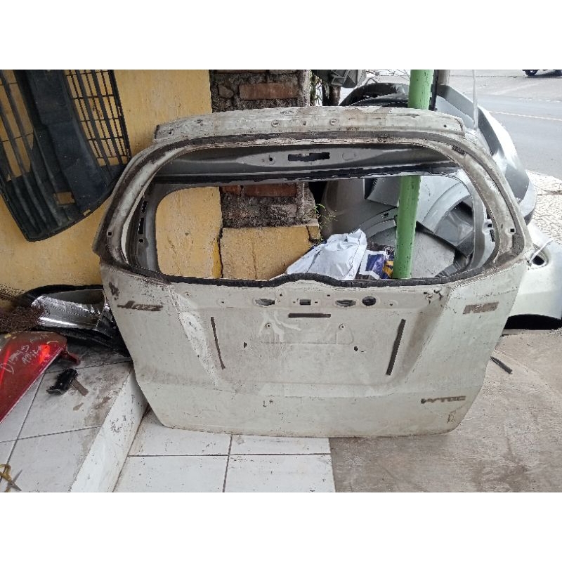 pintu bagasi jazz RS 2013