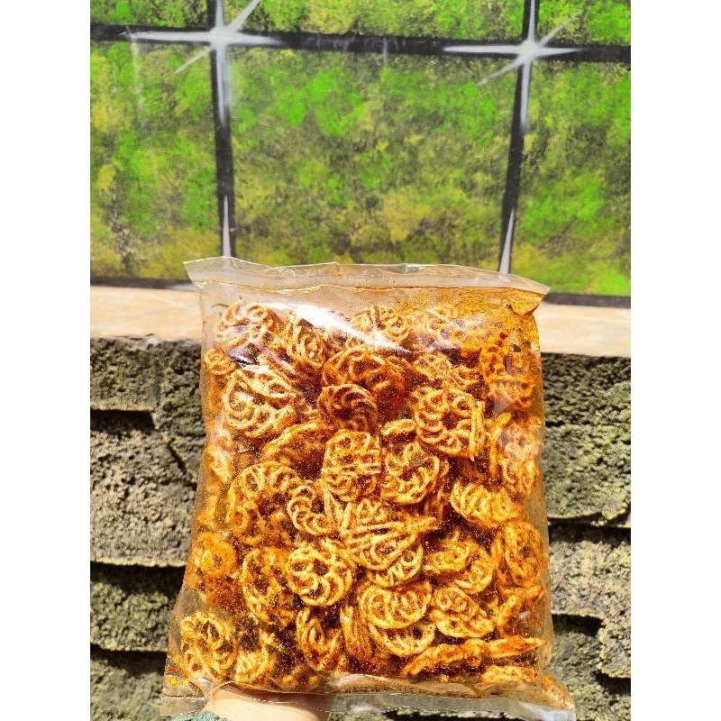 

kerupuk viral kerupuk Rafael kerupuk mawar pedas daun jeruk isi 500gram