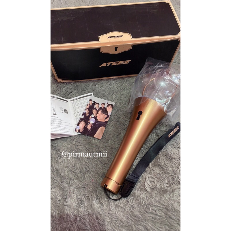 [READY] ATEEZ - OFFICIAL LIGHTSTICK LIGHTINY VER.2