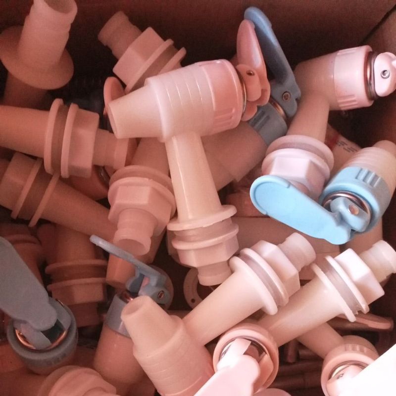 Kran dispenser miyako