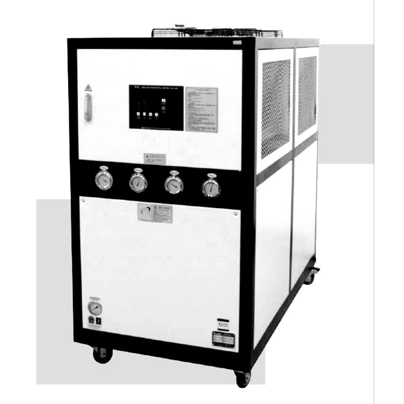 Chiller 20Hp 20 Hp 47558Kcal/hr 3Bar 9,5M³/hr Water tank 250L-160juta