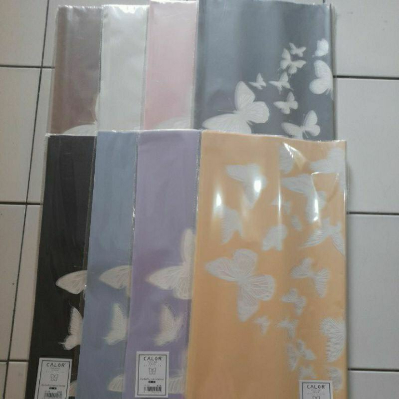 

Plastik Cellophane motif kupuukupu/ pembungkus bunga /pack