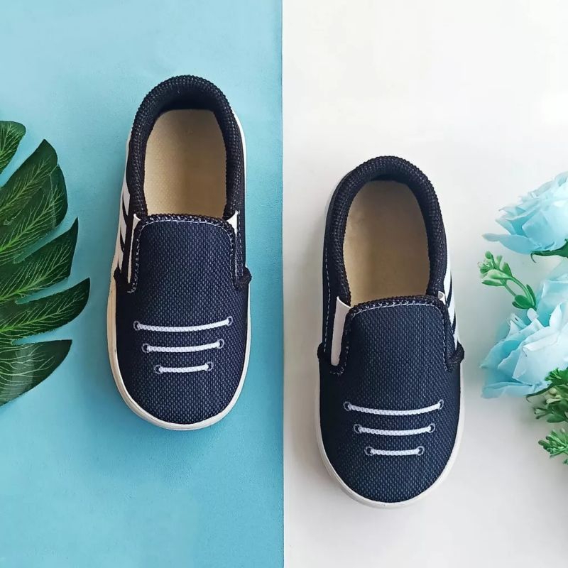 Sepatu slip on anak laki-laki dan perempuan jeans motif tali hitam