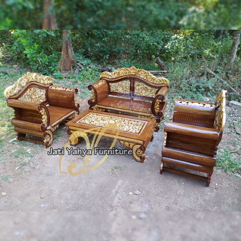 Kursi tamu madura Arjuna Jumbo Bahan kayu jati tua formasi 211 meja kaca