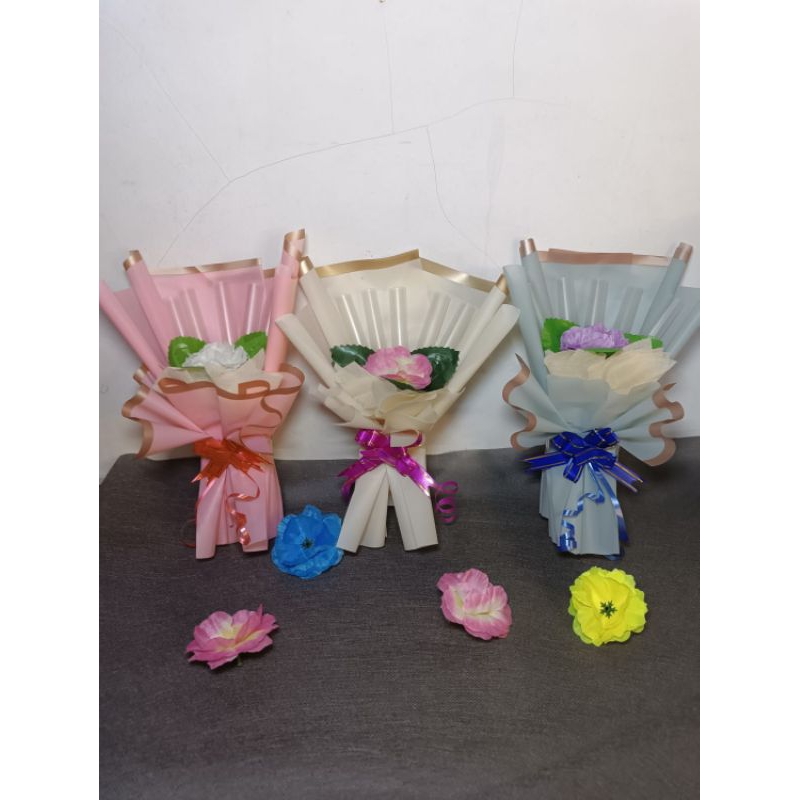 

Buket mini isi 5 slot tinggi buket 19cm