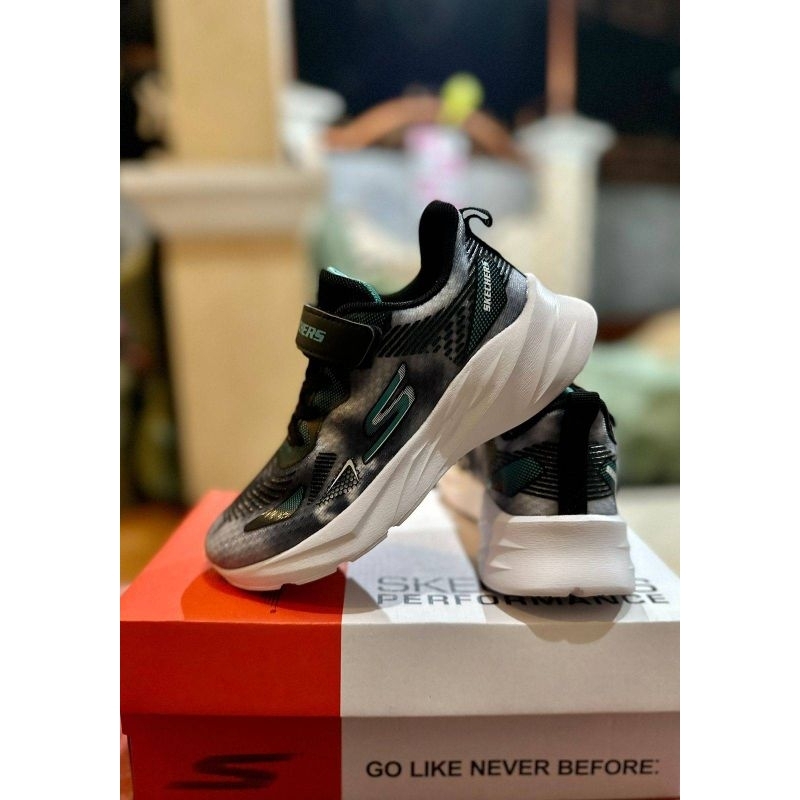 Sepatu Anak Laki Laki Sekolah Skechers Premium Hitam Putih Kids