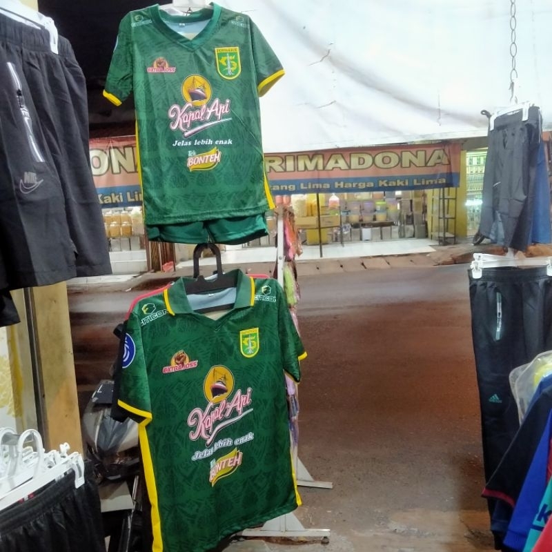 Jersey Kaos Baju Bola Persebaya Surabaya Home Liga 1 2023 2024 Bonek Bonita Wani Shoope Auri