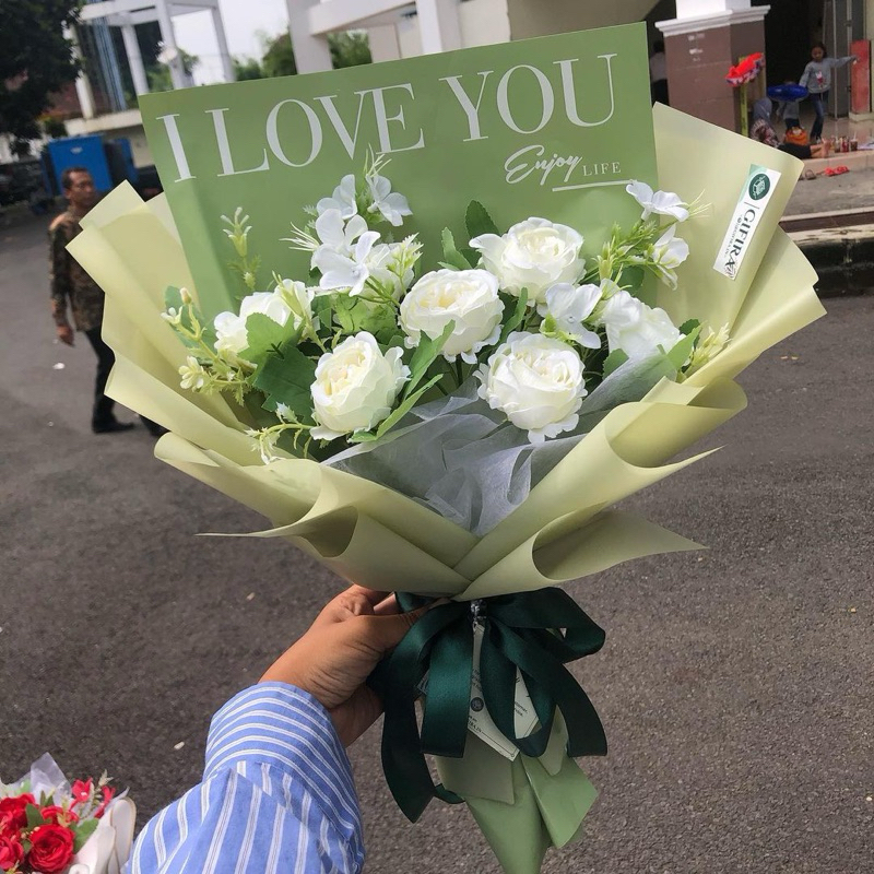 Bucket Bunga Mawar | Bouquet Bunga Murah | Buket Bunga Palsu