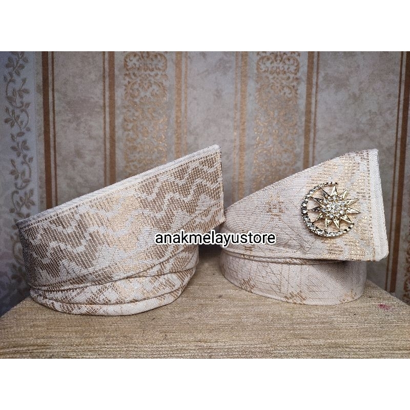 TANJAK MELAYU BAHAN ASLI SONGKET RIAU (BELUM TERMASUK BROS) WARNA CREAM TEMBAGA