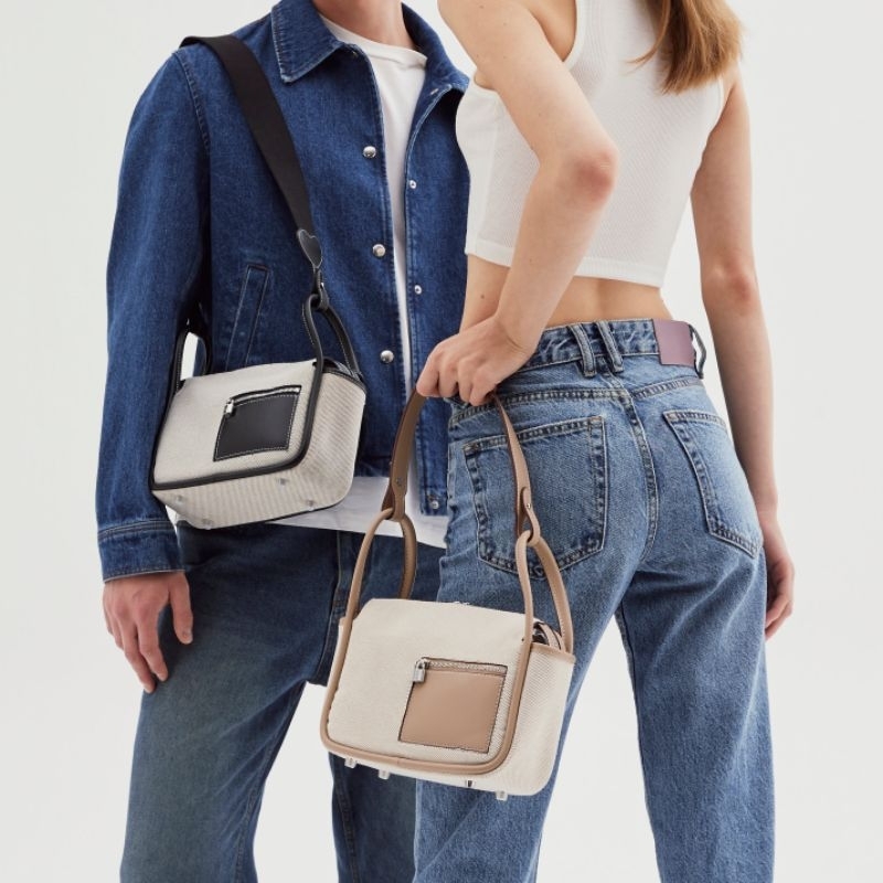 HAIBAGSY | House of Little Bunny Brick Momentum Canvas in Two-tone Bag