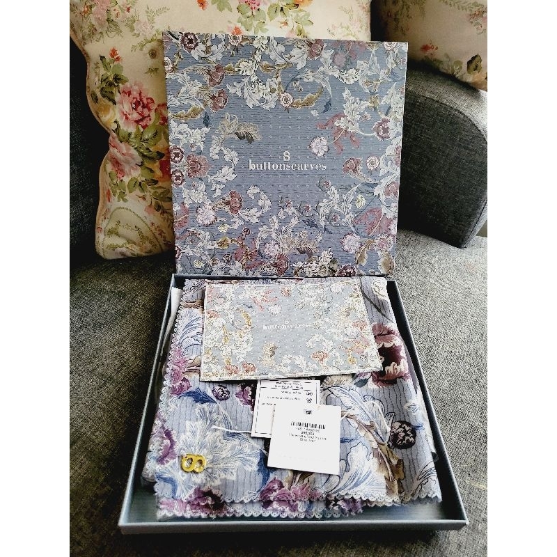 The Royal Square Blue Jeans Buttonscarves