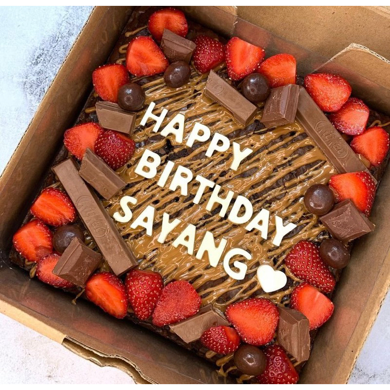 

BROWNIES FUDGY CUSTUM WORDING