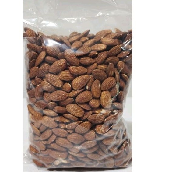 

Kacang Almond 1 kg