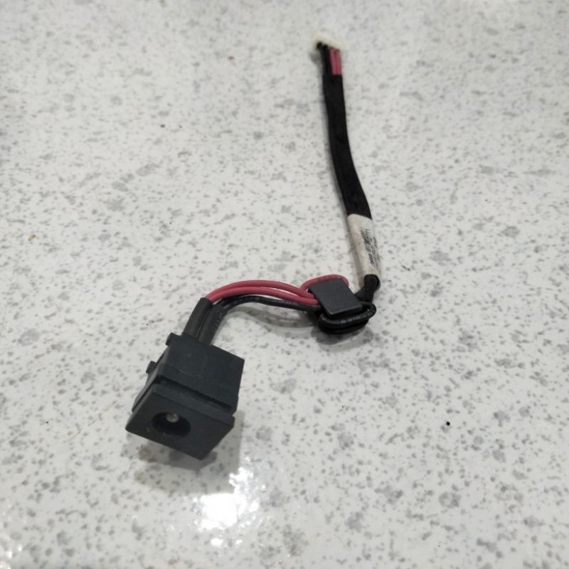colokan original Jack DC power Jack adaptor laptop Toshiba C640 C600 C605