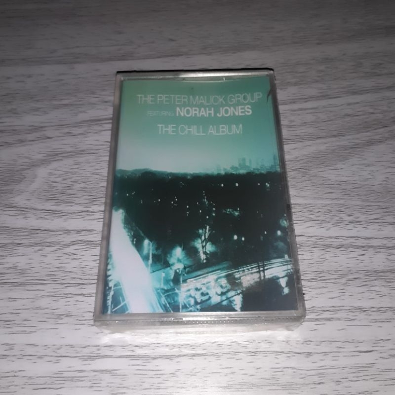 Kaset SEGEL - NORAH JONES FEAT THE PETER MALICK GROUP - The Chill Album