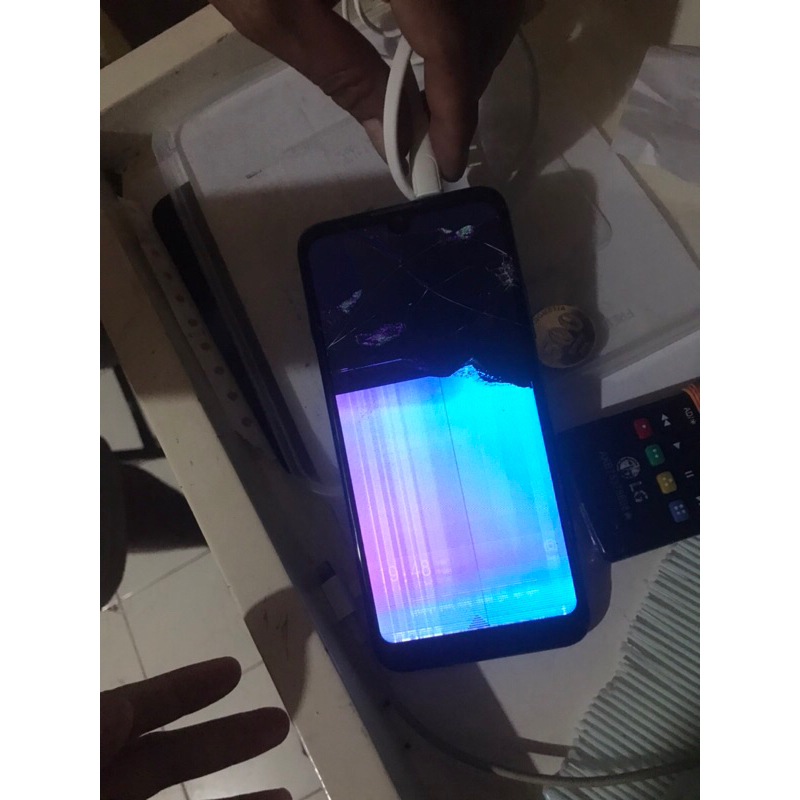 ADVAN G3 pro pecah lcd ts
