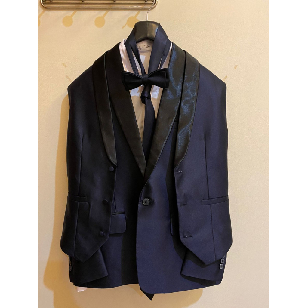 setelan jas wedding pria NAVY jas , kemeja , rompi , celana , dasi