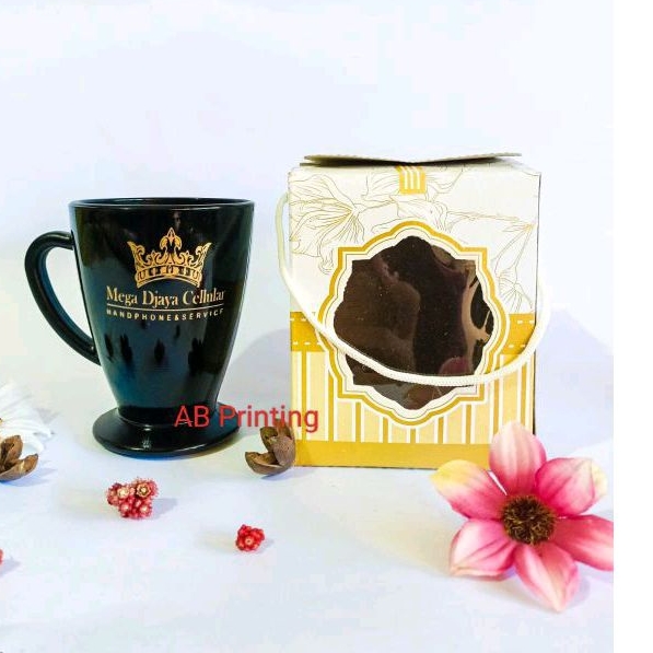 (TANPA PO)  SOUVENIR GELAS PIALA HITAM KEMAS BOX (AB)