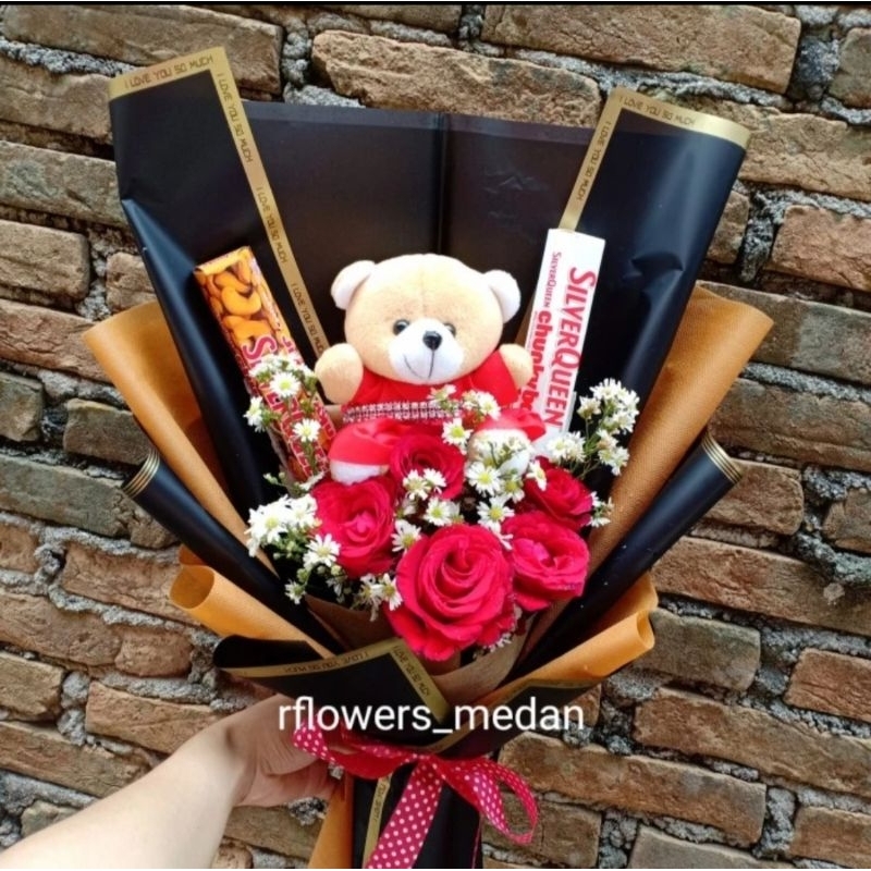 buket bunga hidup with doll / fresh flower buket + Boneka / Buket Bunga Mawar hidup
