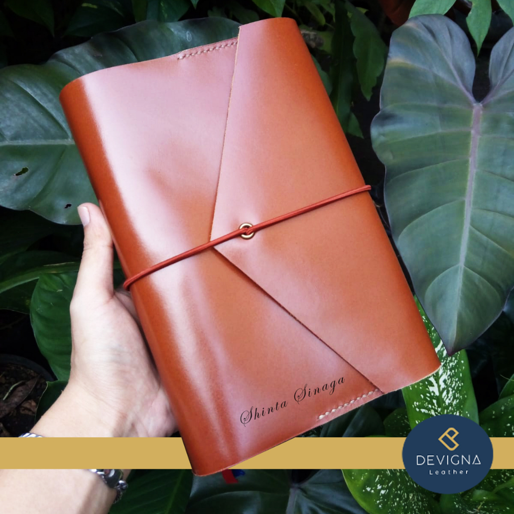 

Sampul cover Buku Alkitab Al-quran custom kulit asli jahit tangan flap tali handmade