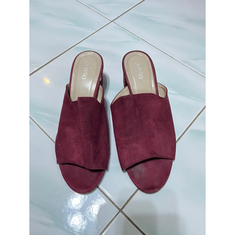 Preloved sandal perempuan cerelia