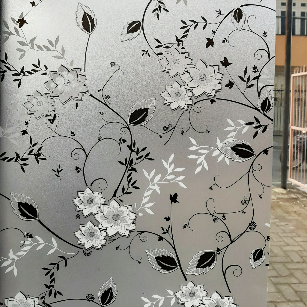 Stiker Kaca Jendela Rumah Tidak Tembus Pandang Ukuran 45cm x 100cm Motif Batik Bunga Sticker Sunblas